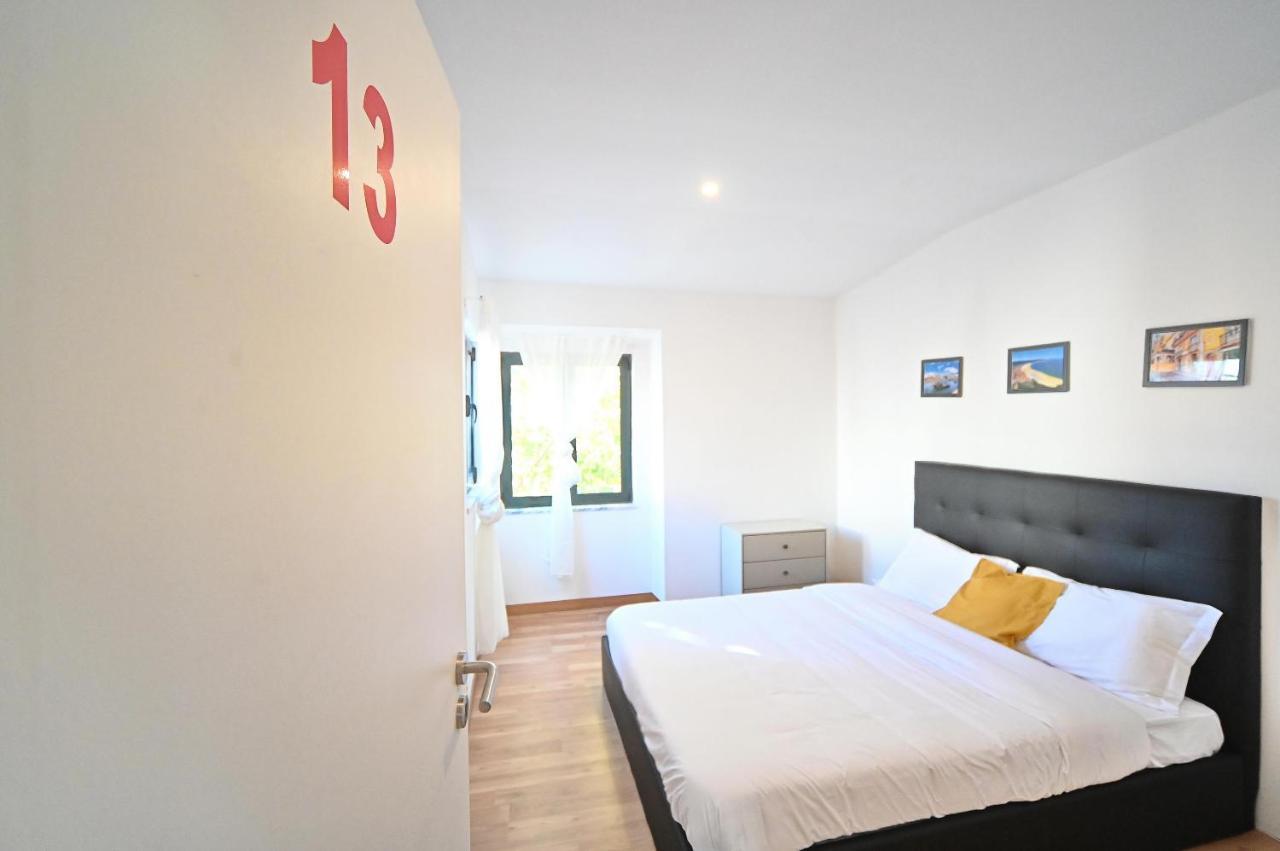 7 Requinte Hostel ลิสบอน ภายนอก รูปภาพ